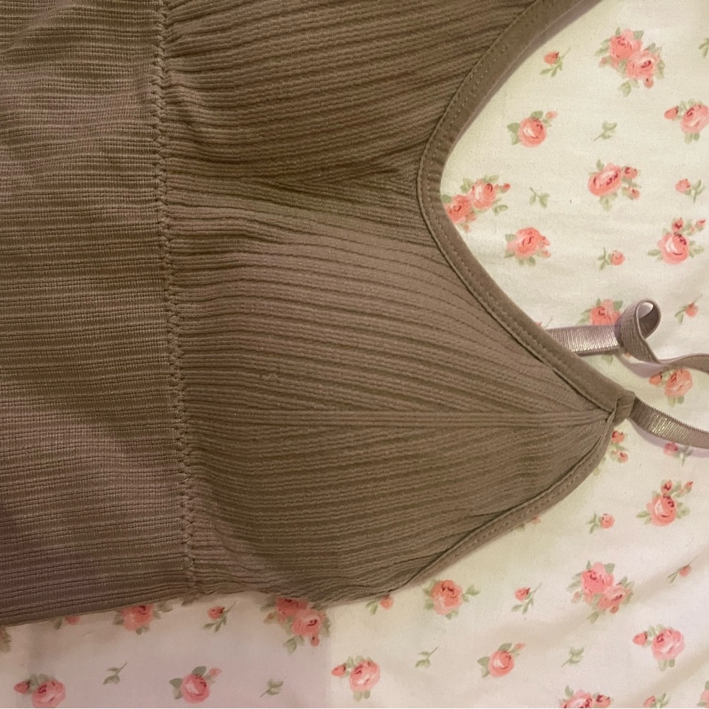 Brown Ribbed Crop Top - Picture 2 of 3